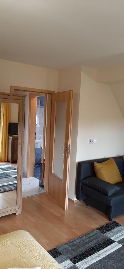 Napko Apartman Sopron Eksteriør bilde