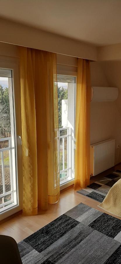 Napko Apartman Sopron Eksteriør bilde
